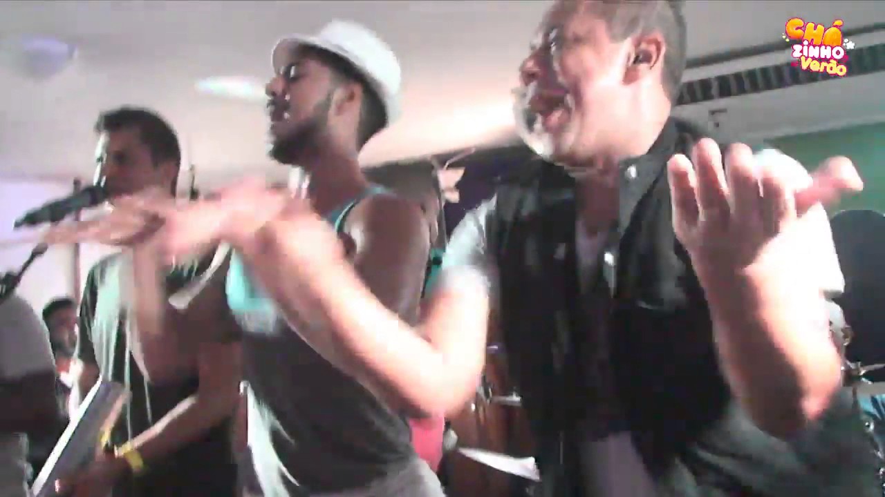 Molejo – Samba Diferente (Ao Vivo) @ Chá da Alice (Vídeo Oficial)
