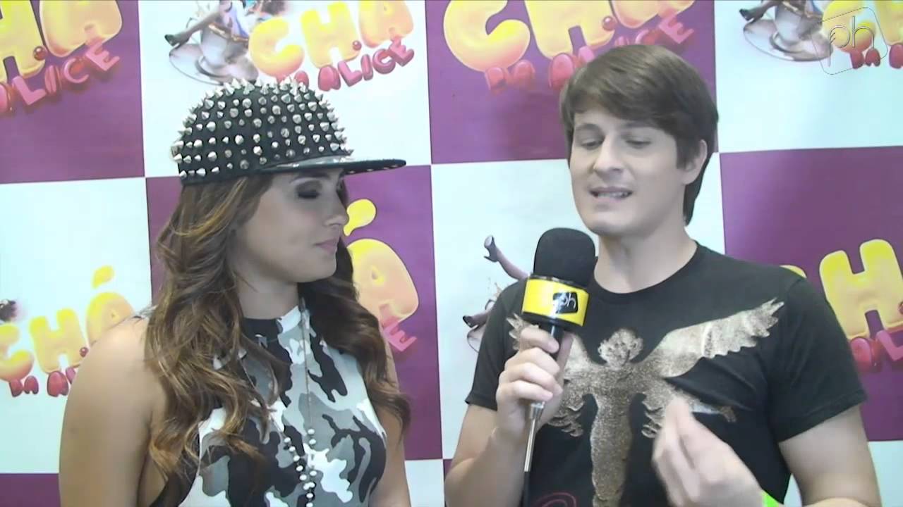 MC Bruninha: “Furacão 2000 é passado. Agora é tudo novo, carreira nova” @ Chá da Alice