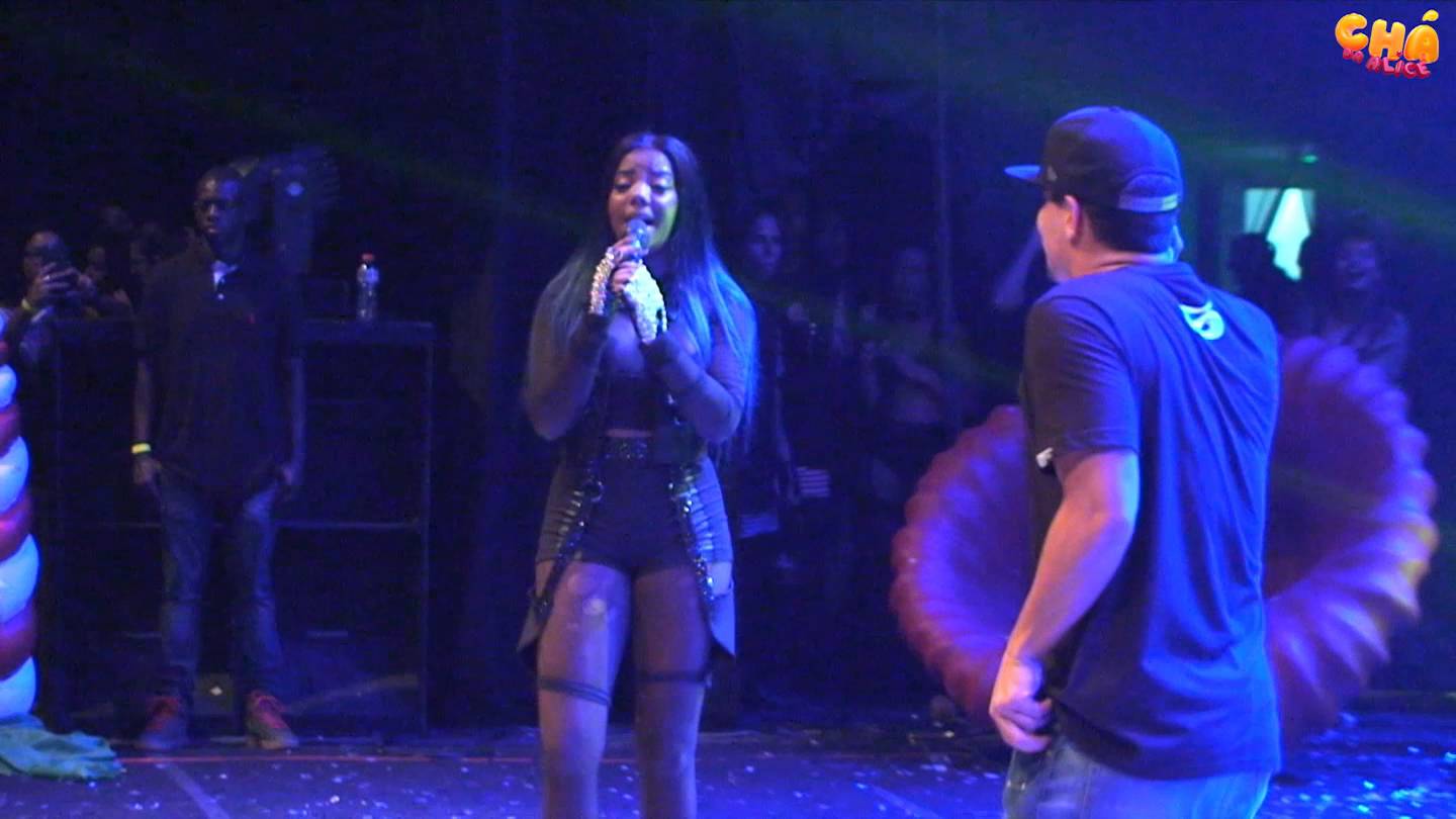 Ludmilla & Thiago Martins – Não Quero Dinheiro (Ao Vivo) @ Chá da Alice (Vídeo Oficial)