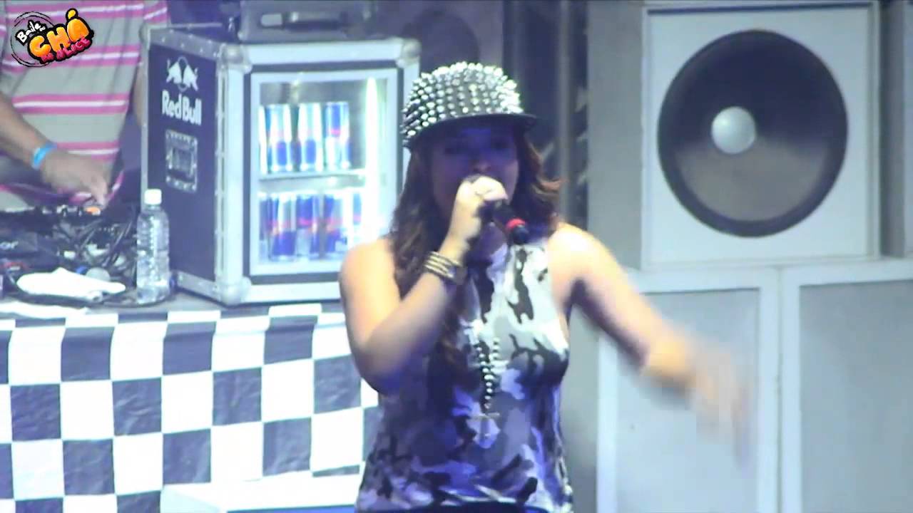 MC Bruninha – Tudo É Festa (Ao Vivo) @ Baile do Chá da Alice