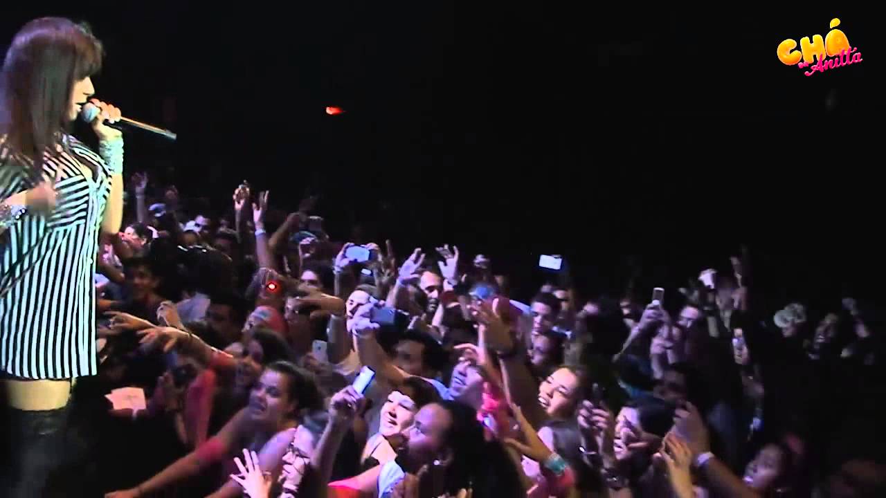 Anitta – California Gurls (Ao Vivo) @ Chá da Anitta – Vídeo Oficial