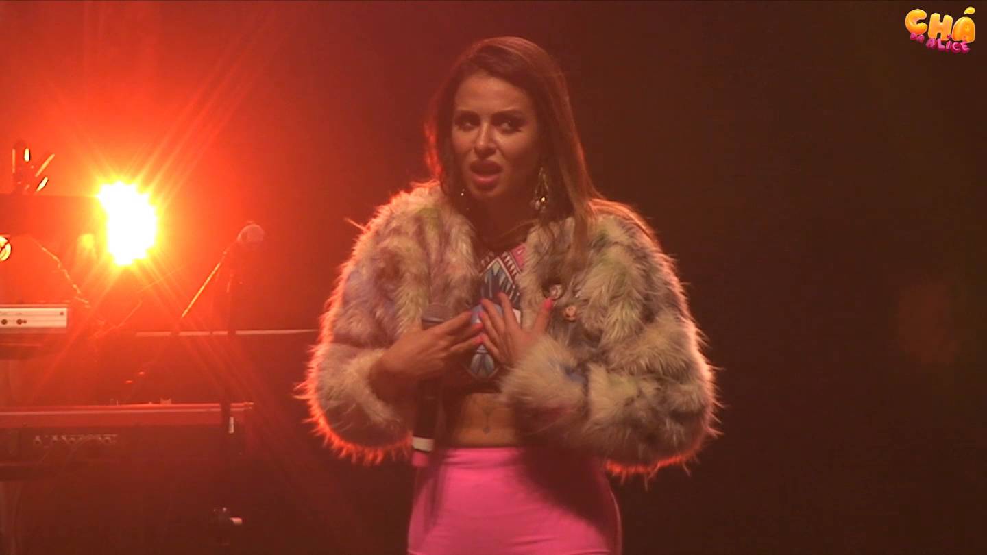 Chá da Alice – Alinne Rosa – Milla (Ao Vivo) @ Barra Music