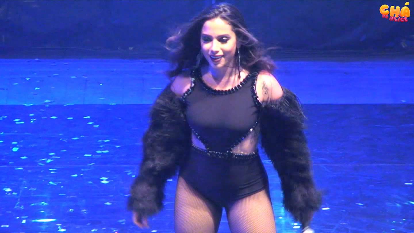 Chá da Anitta 2015 – Menina Má @ Chá da Alice (Vídeo Oficial)