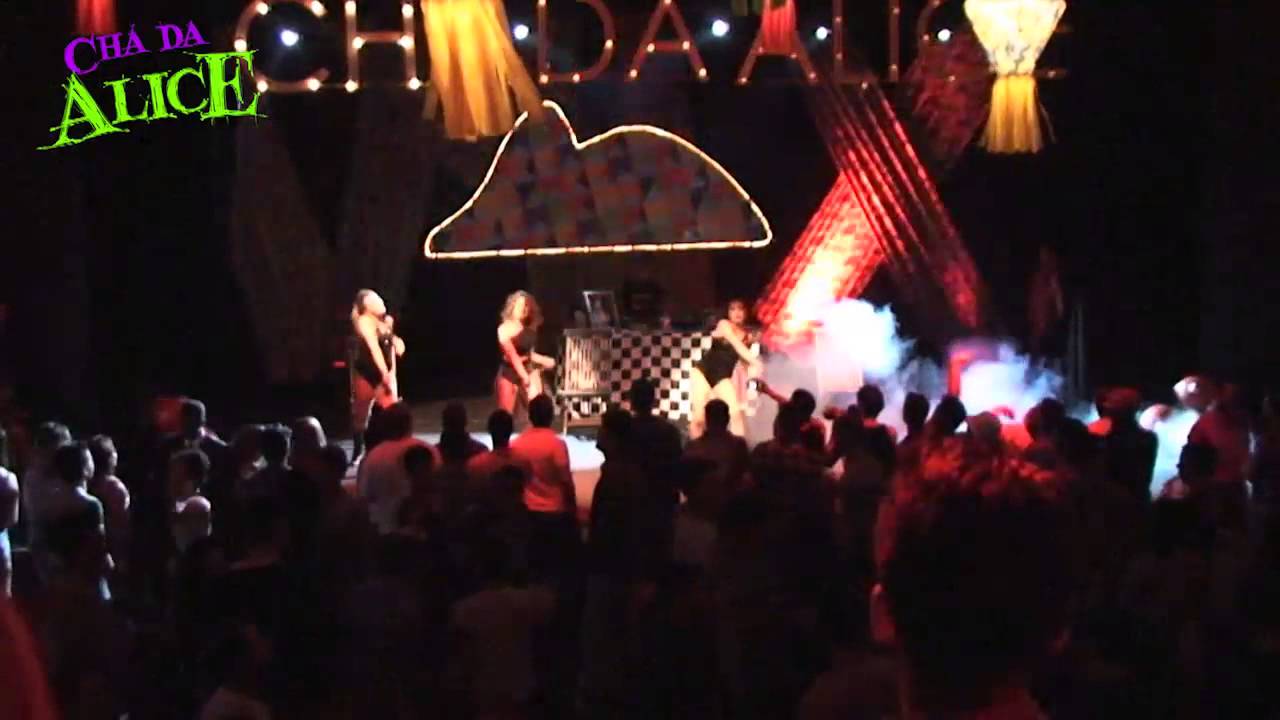 Jullie – I Kissed A Girl / If U Seek Amy @ Chá da Alice Morro da Urca