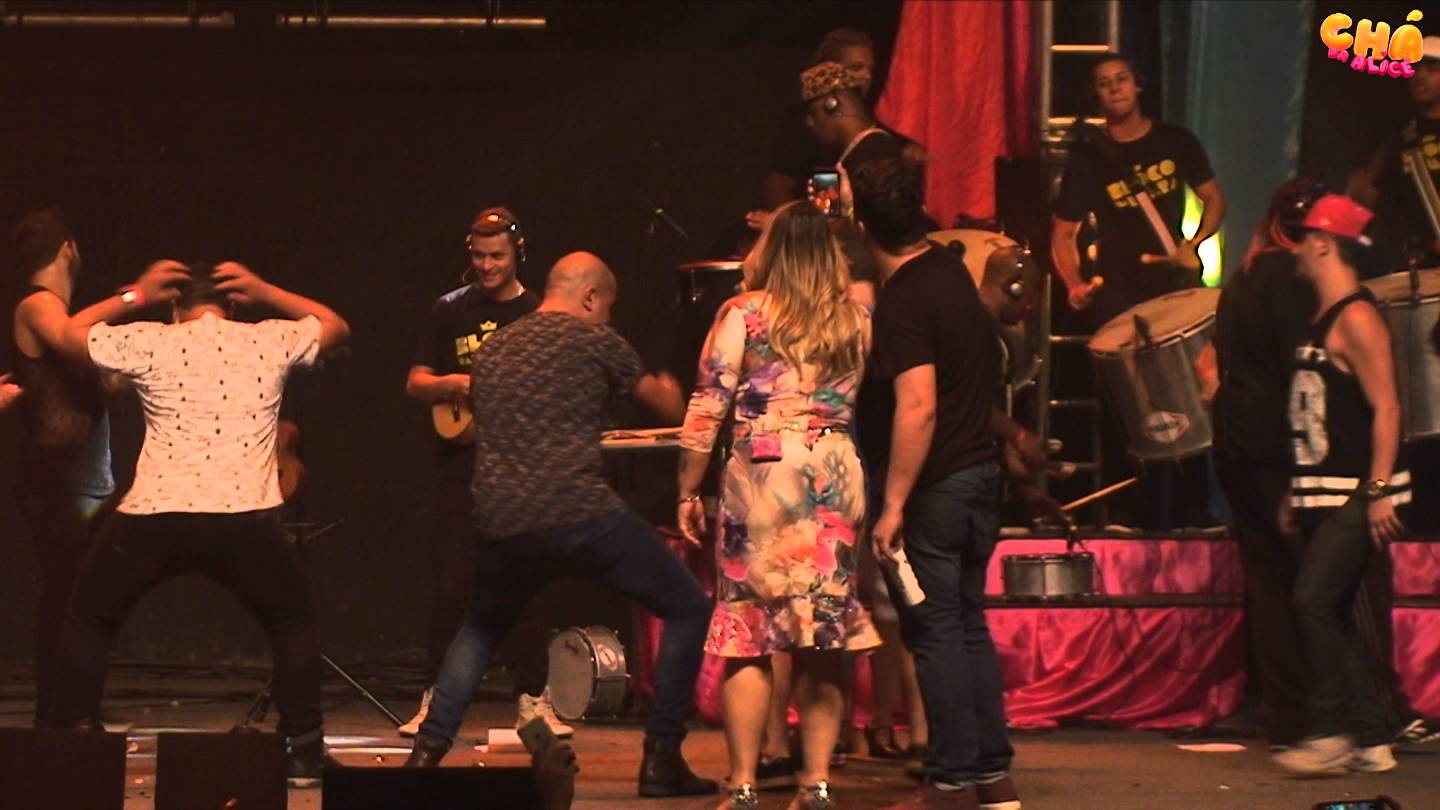 Chá da Alice – Preta Gil – Mandei Meu Cavaco Chorar (Ao Vivo) @ Barra Music