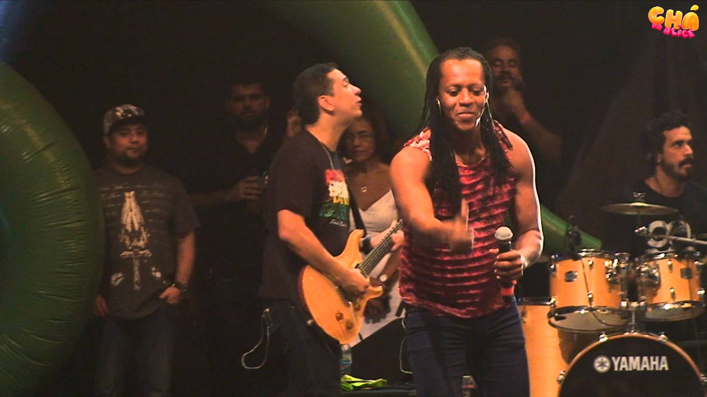 Chá da Alice – Alinne Rosa & Araketu – Pipoca (Ao Vivo) @ Barra Music