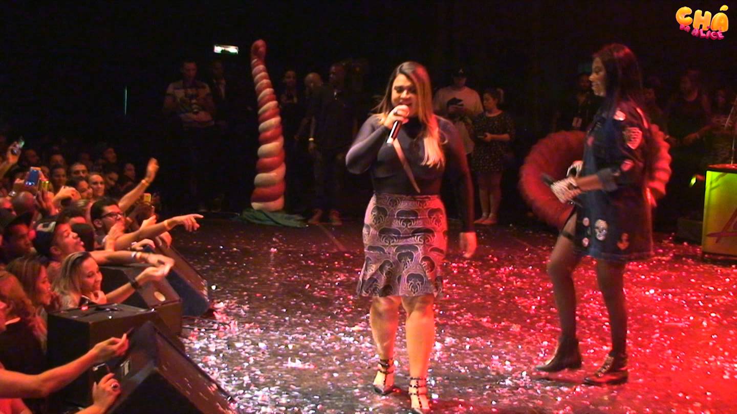 Ludmilla & Preta Gil – Stereo (Ao Vivo) @ Chá da Alice (Vídeo Oficial)