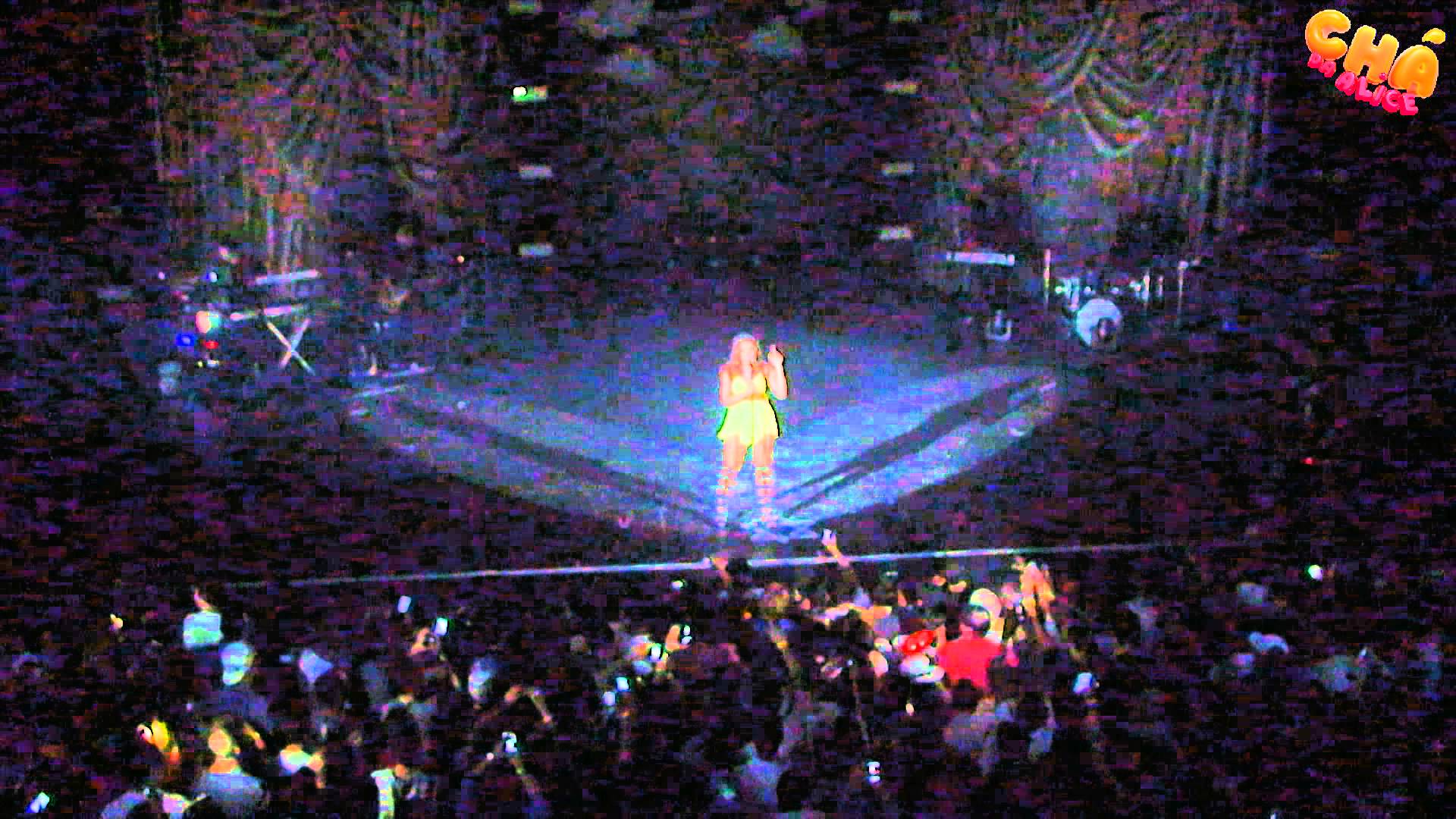 Anitta – Man Down (Ao Vivo) @ Chá da Alice 5 anos (Vídeo Oficial)