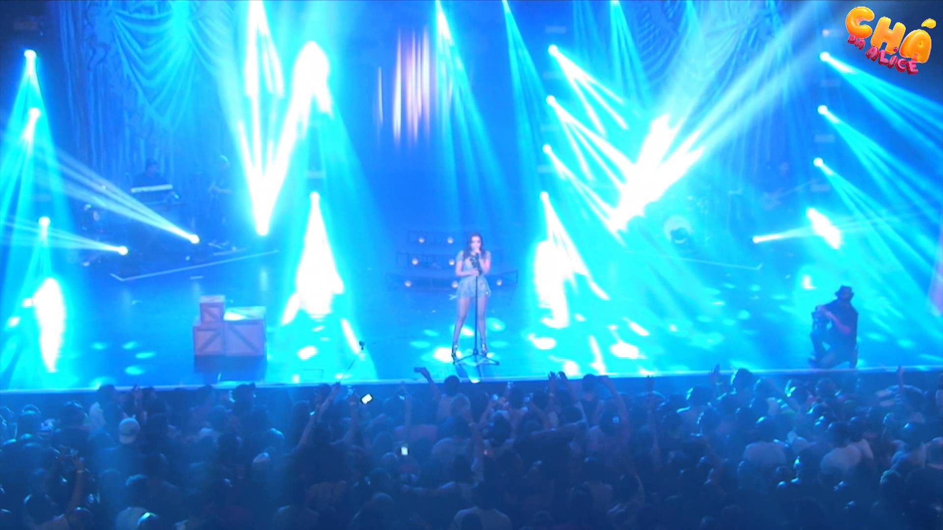 Anitta – Cobertor @ Chá da Alice 5 anos (Vídeo Oficial)