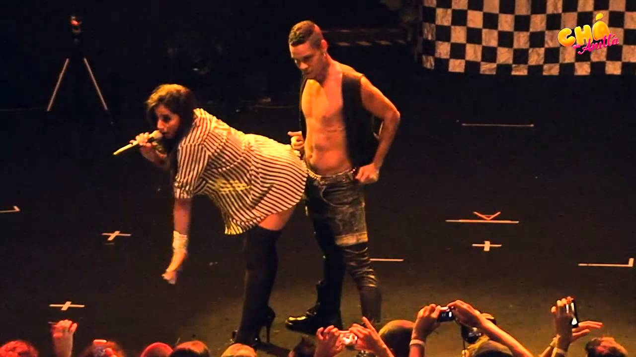 Anitta – Pretin (Ao Vivo) @ Chá da Anitta – Vídeo Oficial