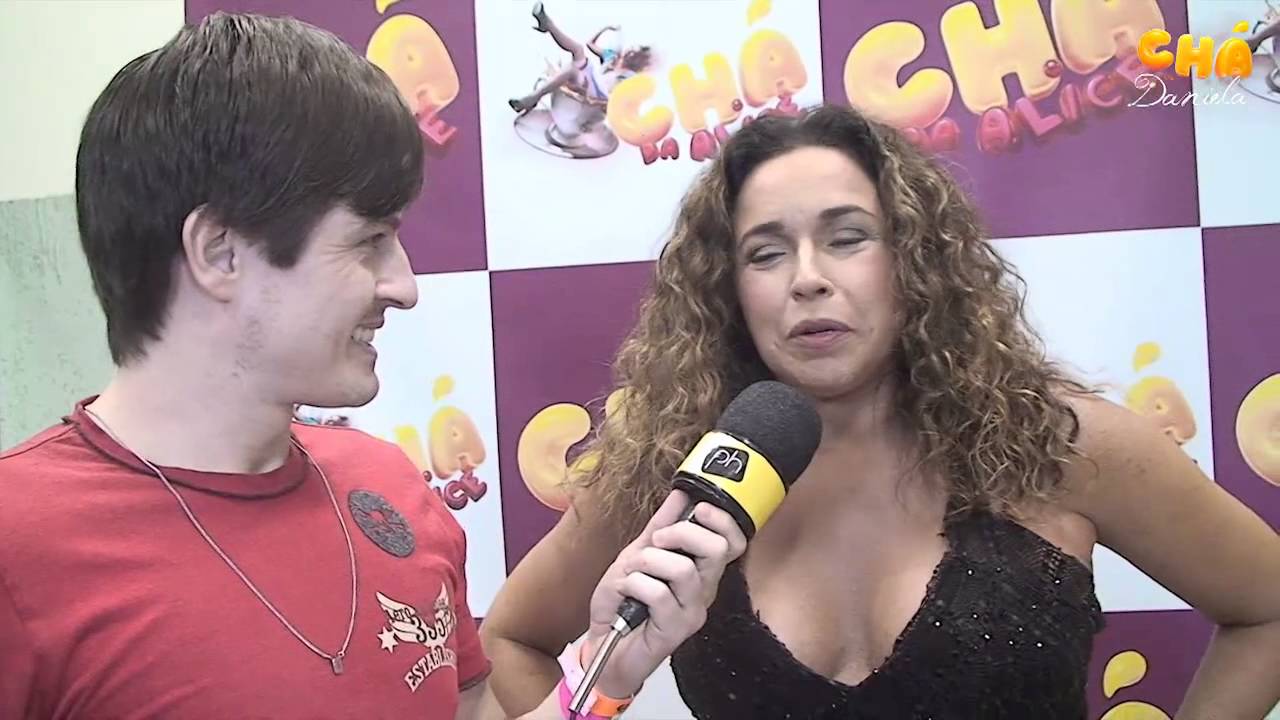 Daniela Mercury agita edição especial do Chá da Alice (31/05/2013)